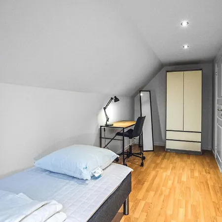 Сasa de vacaciones Three-bedroom In *